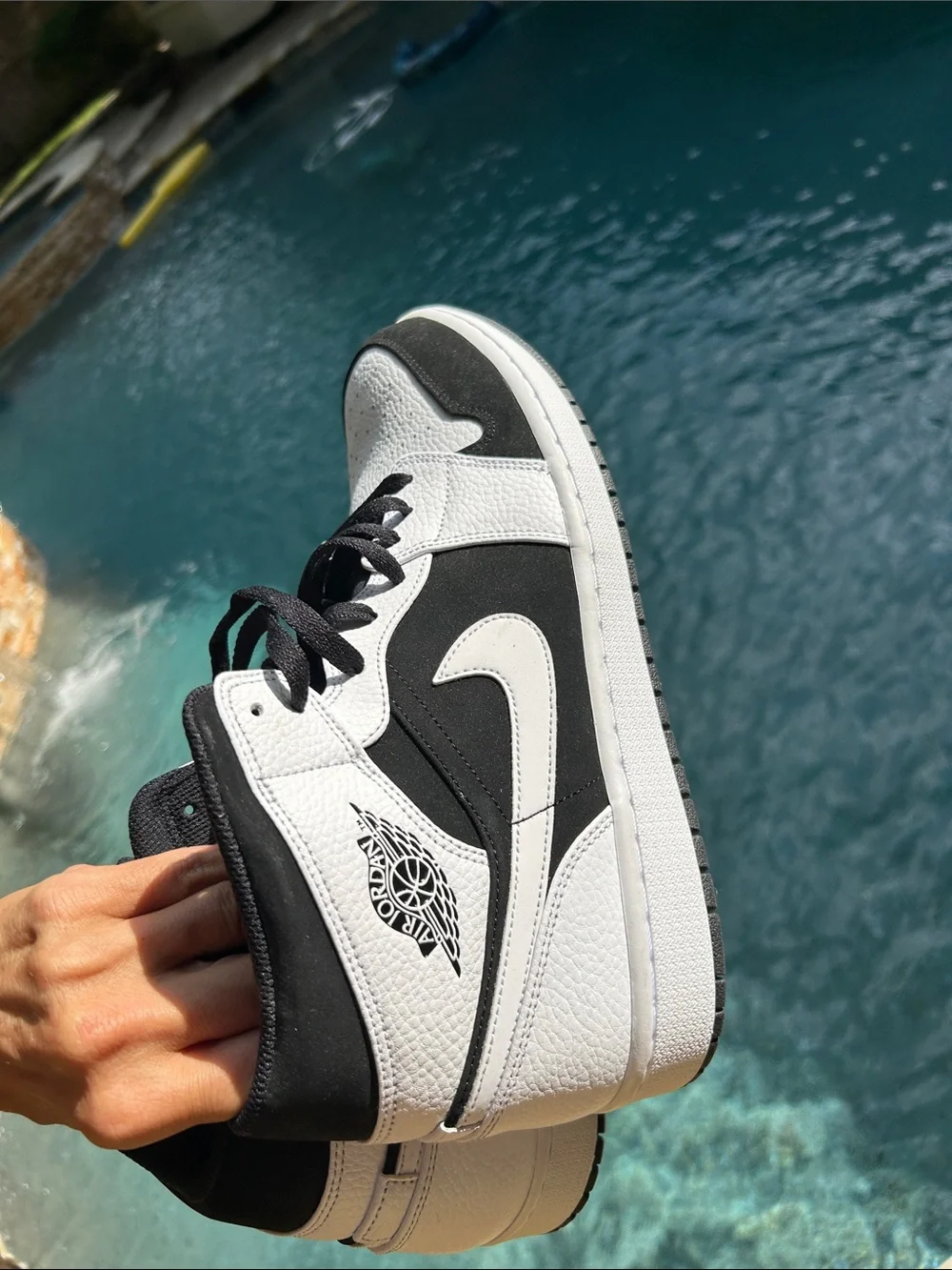 Nike Air Jordan 1 Mid White Black Size 13